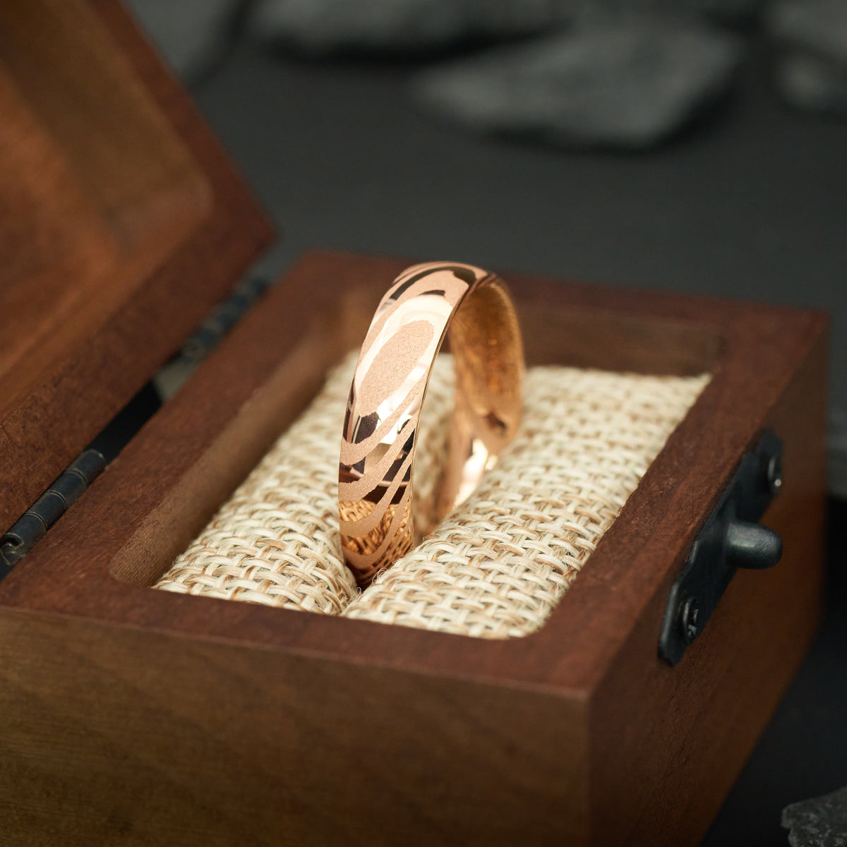 Damaskus Ring in Roségold Kavora von Fablano