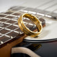 Echte Gitarrensaite in Ring Gold von Fablano