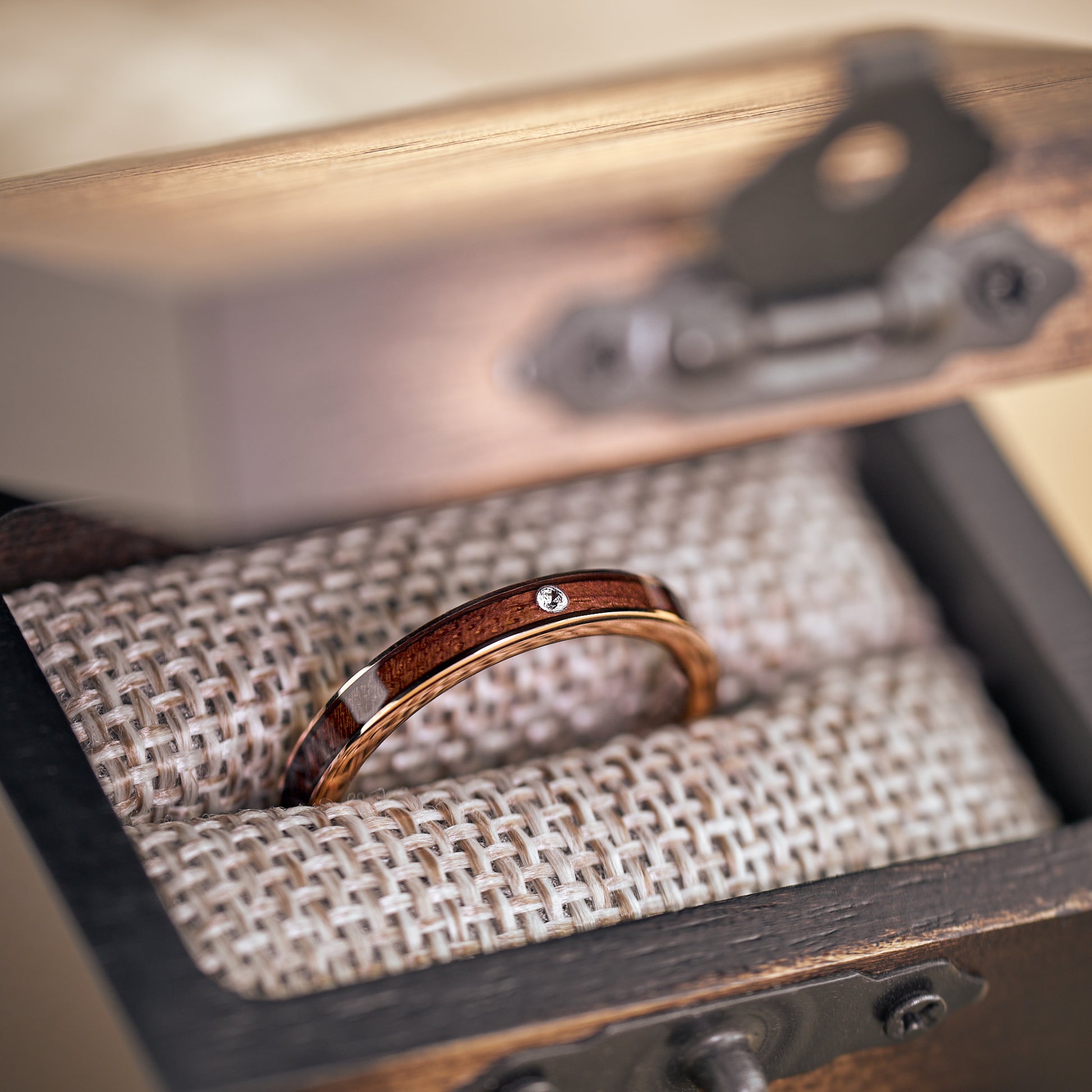 Holz Ring Damen Rosegold mit Stein