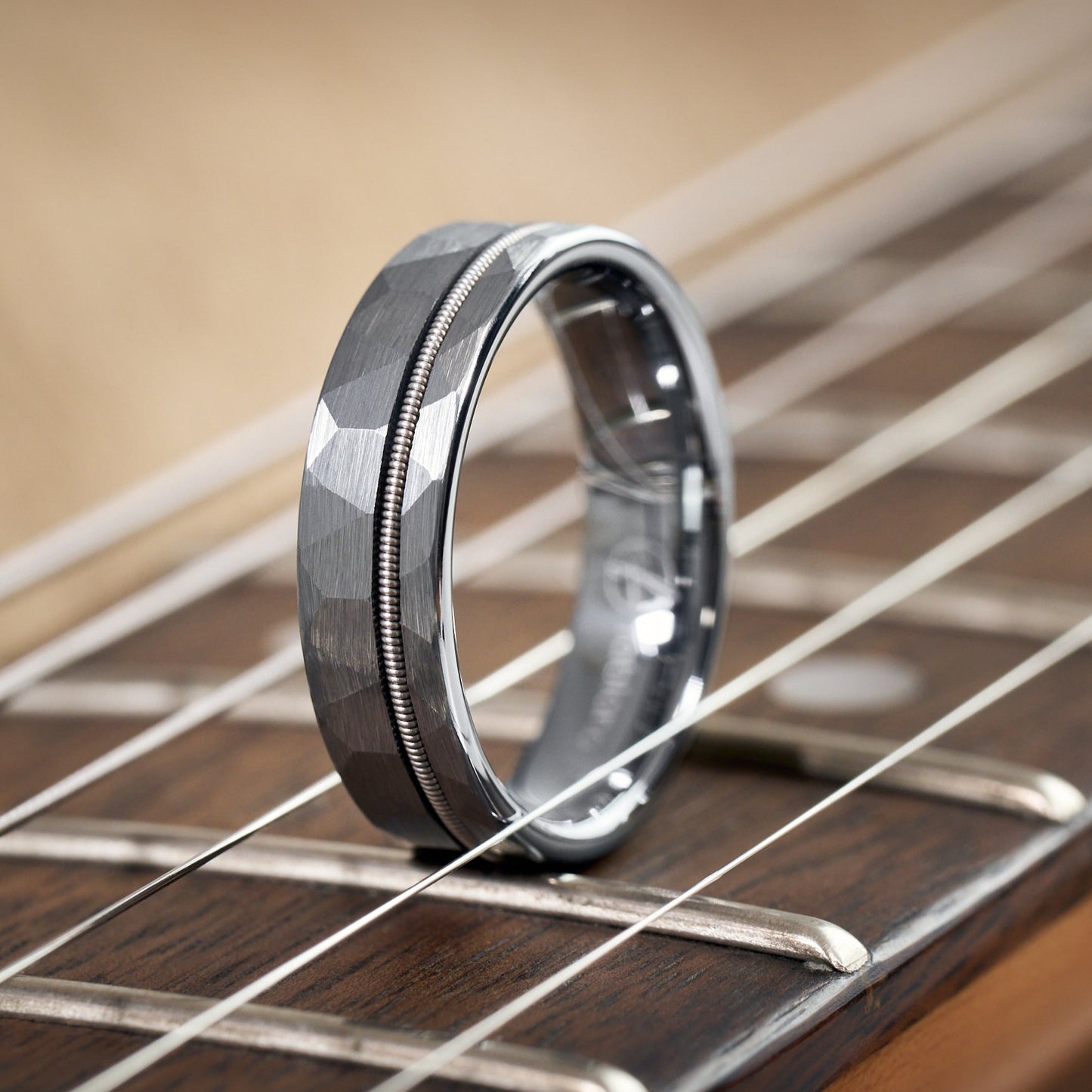 Gitarrenring Accorda für Musiker in Silber von Fablano
