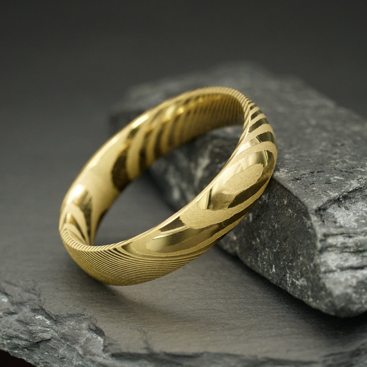 Goldener Ring Kavora Fablano