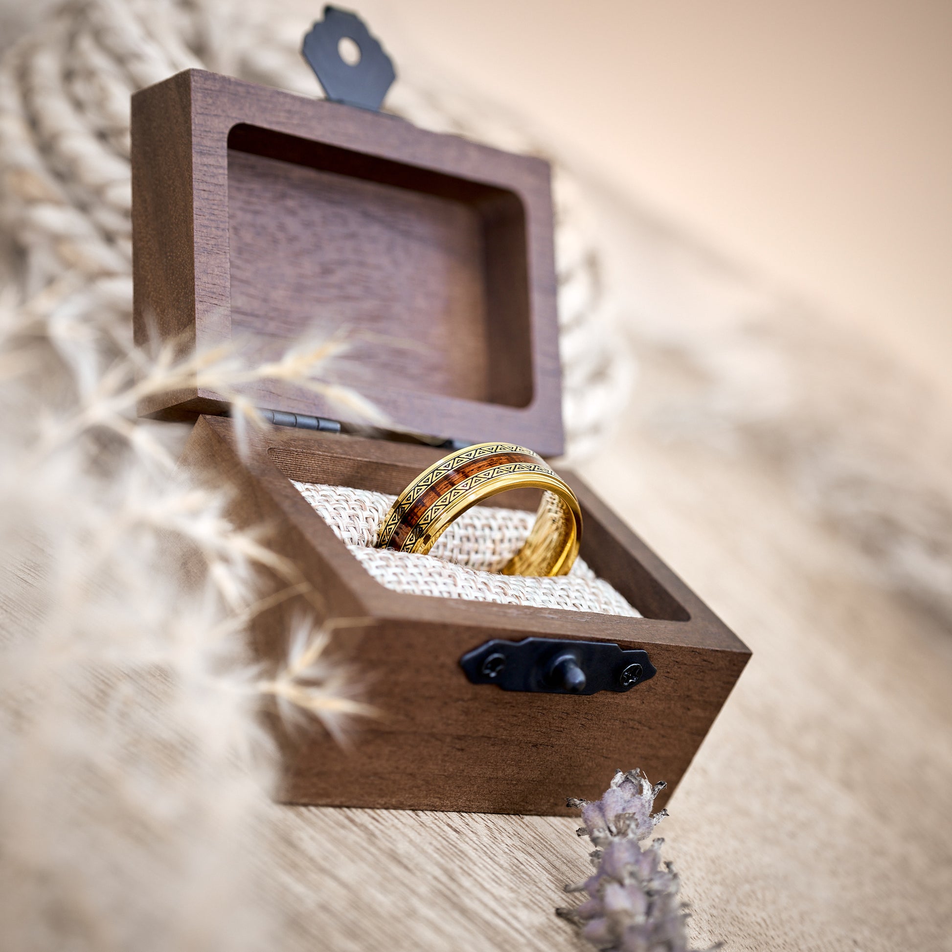 Holzring für Herren in Gold Bermuda von Fablano