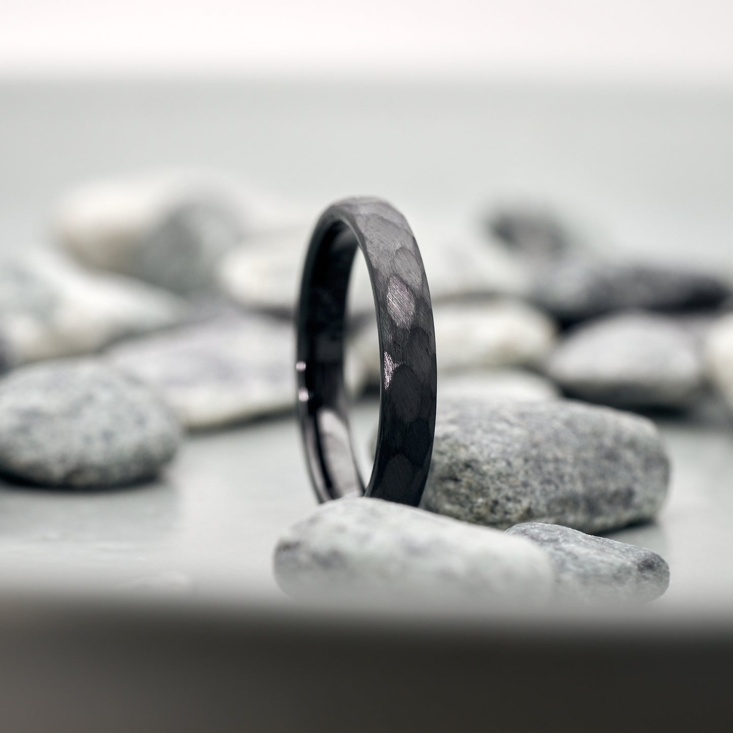 Luna Ring Damen schwarz 3,5mm inspiriert vom Mond von Fablano