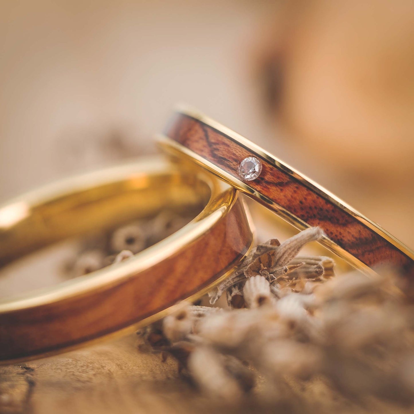 Partnerringe Holz Gold mit Stein Auren von Fablano