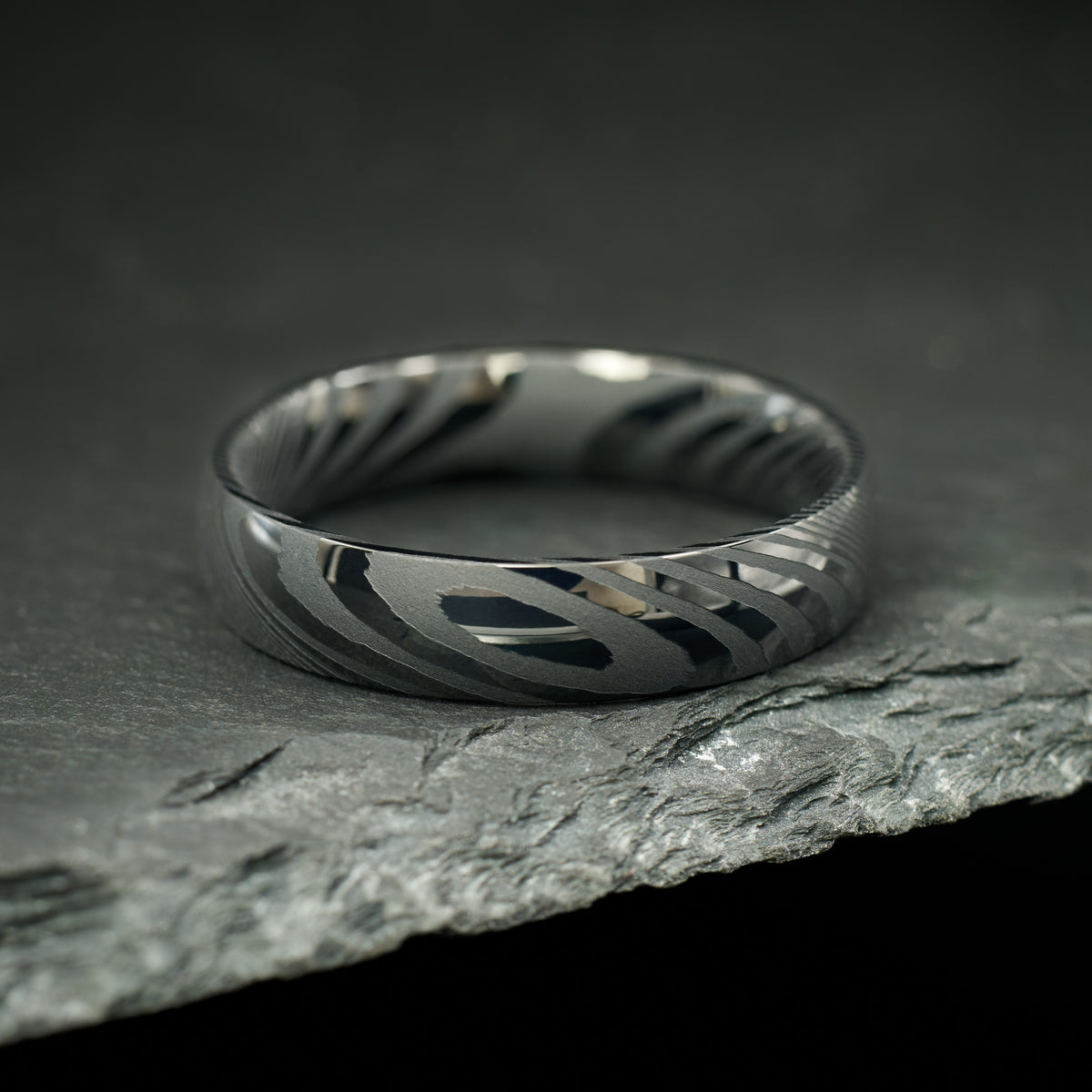 Herrenring in Schwarz Kavora von Fablano