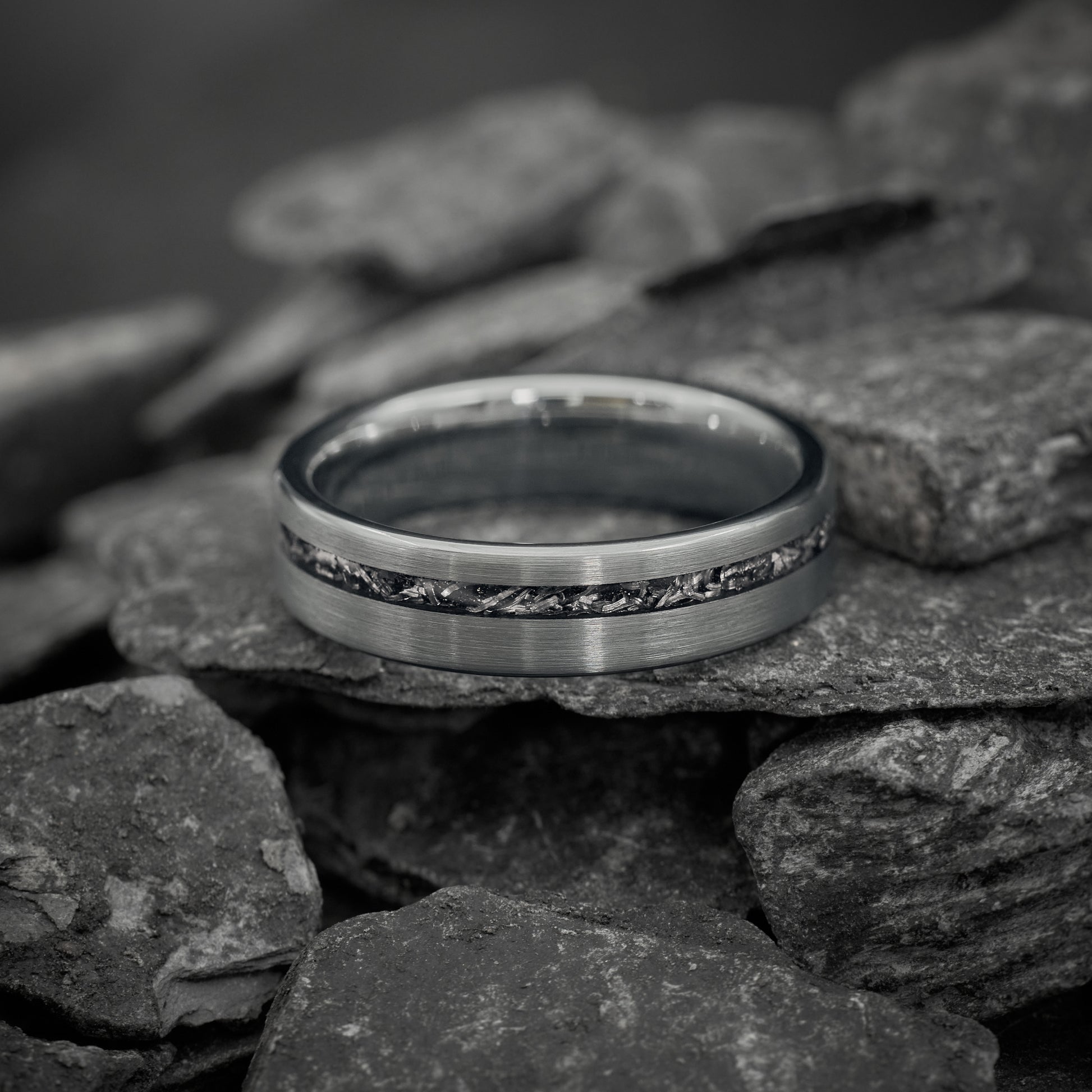 Ring mit Meteoritengestein Herren Nova von Fablano