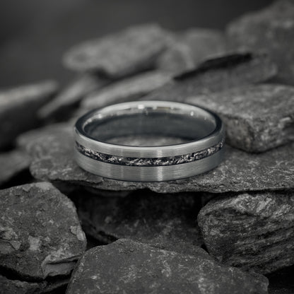 Ring mit Meteoritengestein Herren Nova von Fablano