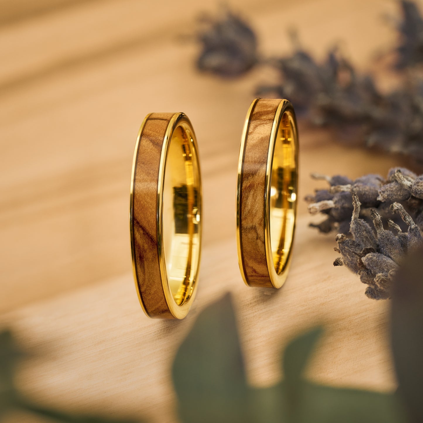 Trauringe Holz Gold Olea von Fablano