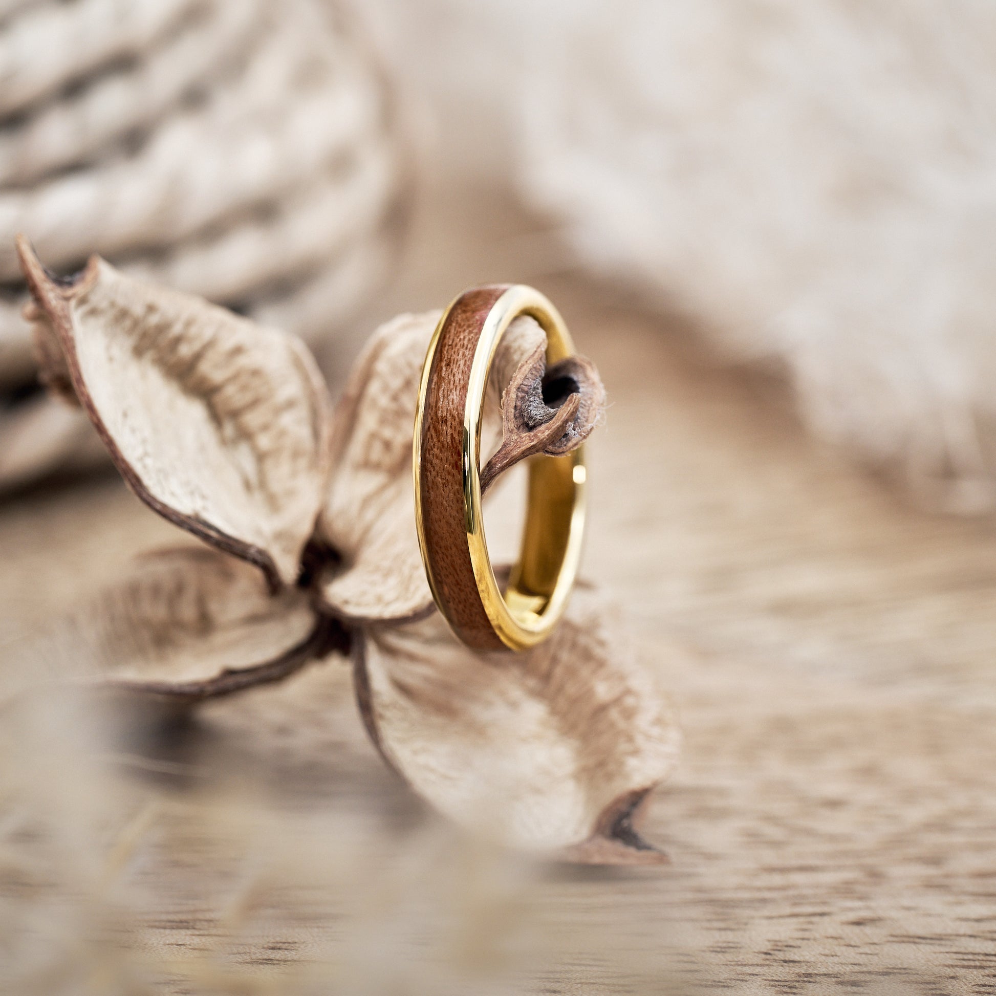 Verlobungsring Holz in Gold Elano von Fablano