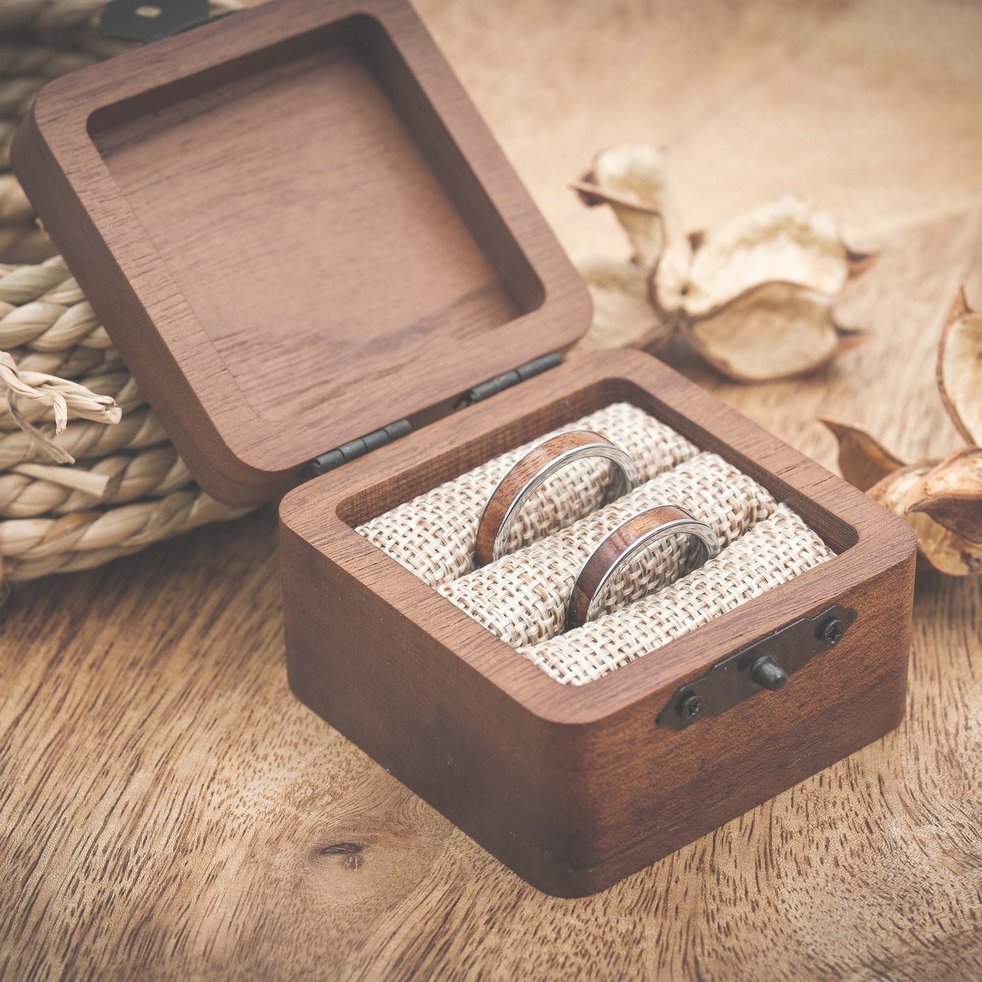 Eheringe Holz in Silber Ravion von Fablano